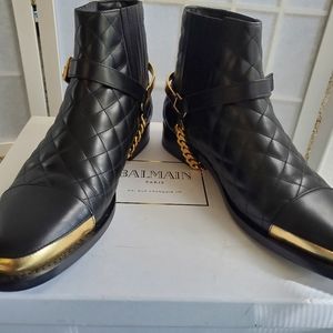 Balmain quilted leather boots